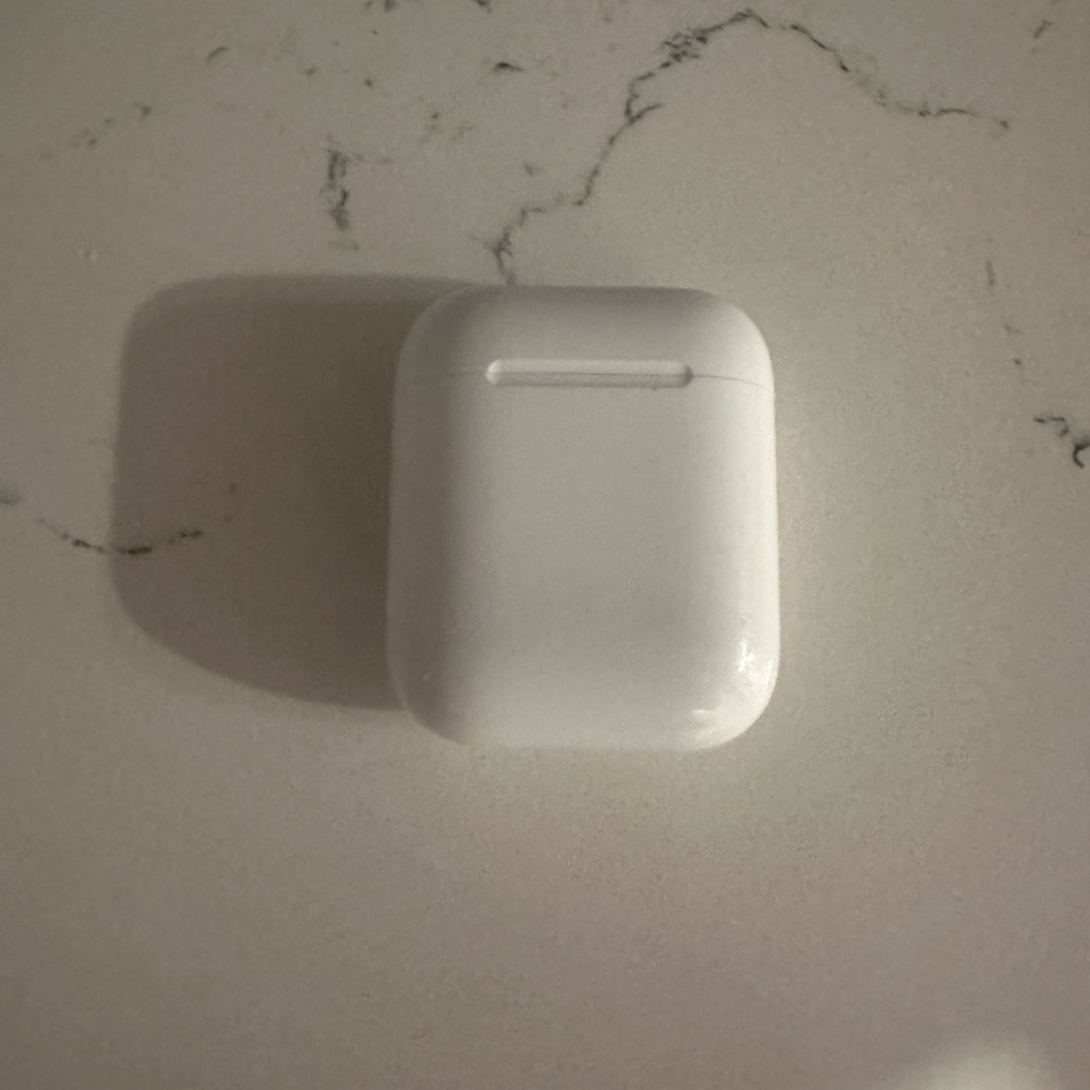 Apple AirPods 2nd Generation